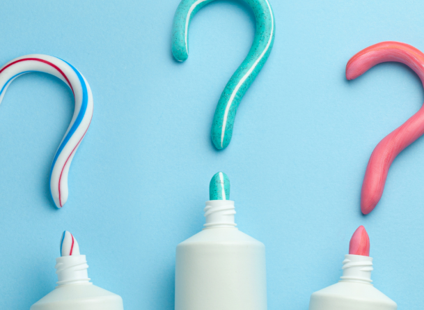 Dentifrice &agrave; l&rsquo;hydroxyapatite : l&rsquo;alternative au fluor qui affole TikTok&hellip; mais qu&rsquo;en dit la science ?